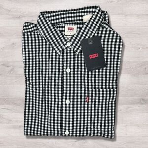 NWT Levi’s checkered plaid button front shirt size Small